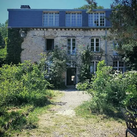 Maison d'hôtes Manoir Du Tertre Au Coeur De La Forêt De Brocéliande *